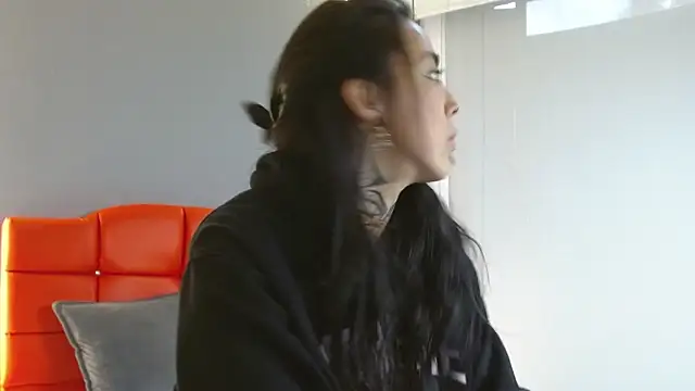 LiaMonroee  online show from 11, 2, 2026