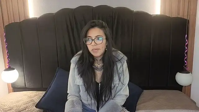 LiaMonroee  online show from 30, 5, 2026