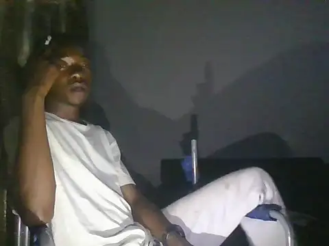 Nykho17 online show from 28, 10, 2025