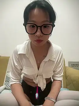 jingjing005 online show from 12, 4, 2026