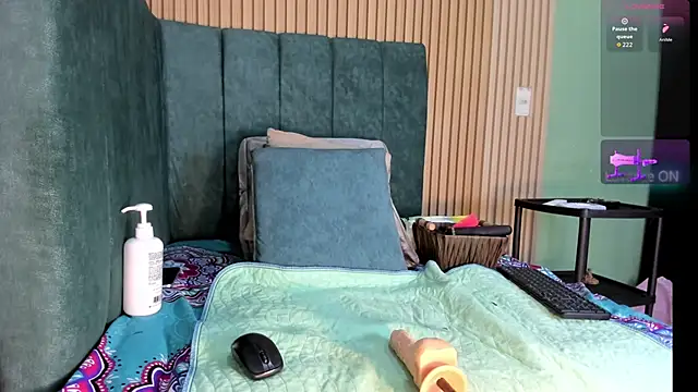 EvelynFoxx- online show from 31, 10, 2025