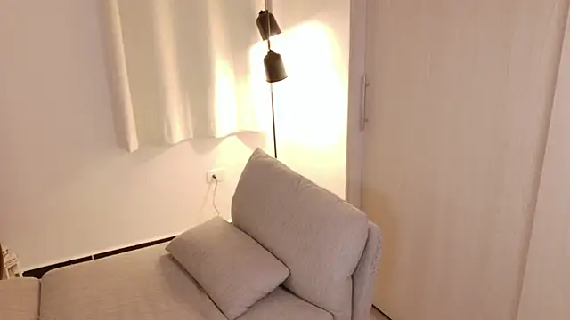 seductivelvet online show from 17, 4, 2026