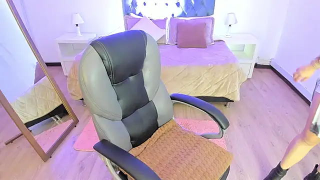 Snapshot of Blair_red_ chatting on 16, 11, 2025 Blair red online show from 16, 11, 2025