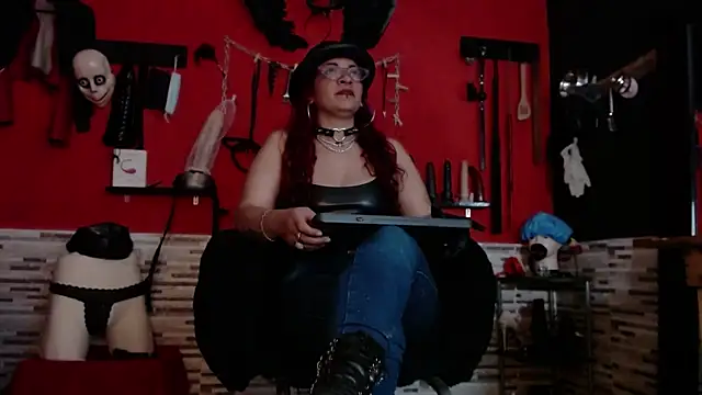 Miss Mirandaa online show from 31, 10, 2025