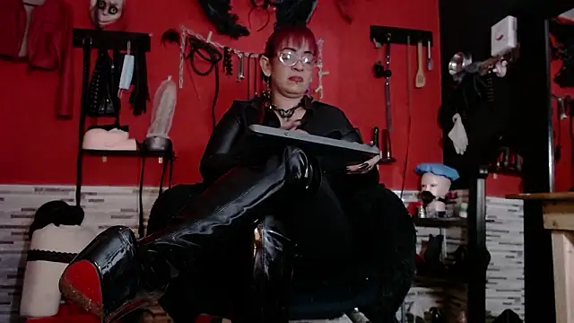 Miss Mirandaa online show from 22, 3, 2026