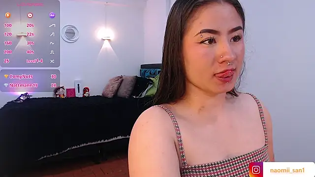 naomii san online show from 18, 9, 2025