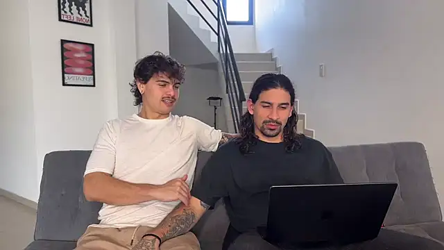 Snapshot of lenruy chatting on 7, 7, 2026 lenruy online show from 7, 7, 2026