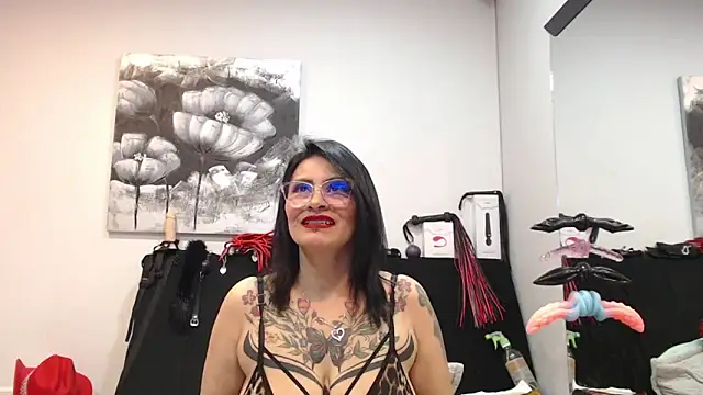 DonnaJoness online show from 6, 3, 2026