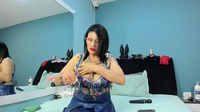 DonnaJoness online show from 7, 5, 2026