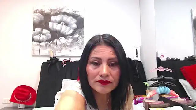 DonnaJoness online show from 3, 3, 2026