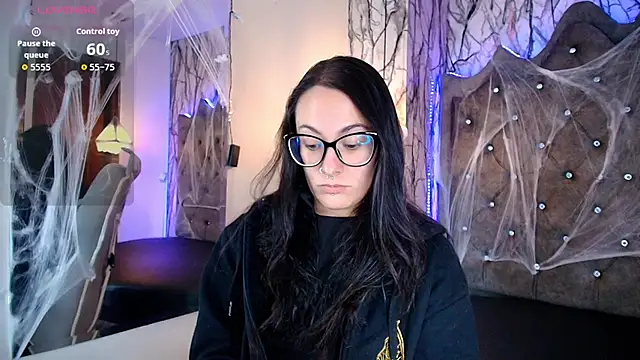 Snapshot of Zami_Escobar_of chatting on 23, 10, 2025 Zami Escobar of online show from 23, 10, 2025