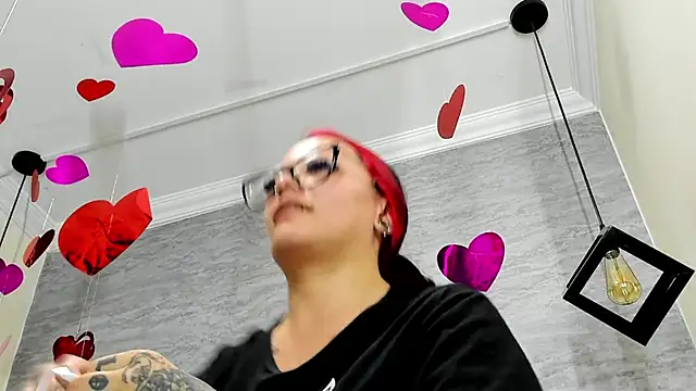 Zami Escobar of online show from 13, 2, 2026