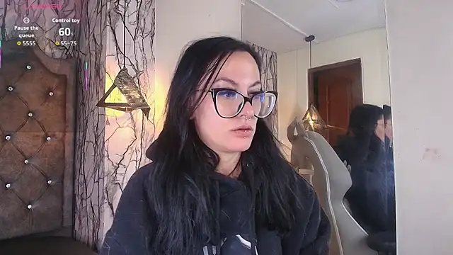 Snapshot of Zami_Escobar_of chatting on 23, 11, 2025 Zami Escobar of online show from 23, 11, 2025