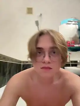 Twinchik online show from 28, 9, 2025