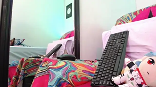 Snapshot of lilithxy chatting on 15, 6, 2026 lilithxy online show from 15, 6, 2026