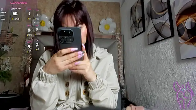 Candy Hott7 online show from 1, 11, 2025