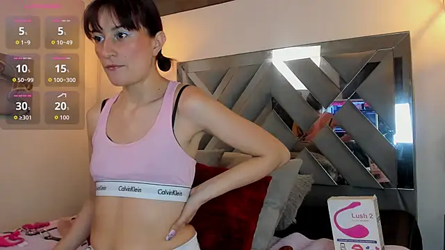 Candy Hott7 online show from 6, 11, 2025