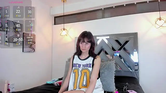 Candy Hott7 online show from 22, 12, 2025