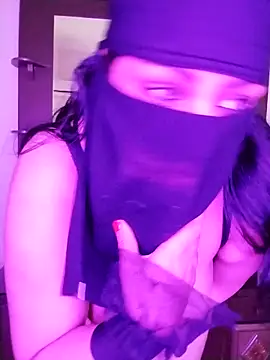 lilyan12 online show from 7, 1, 2026