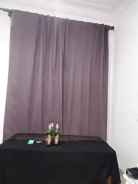 lilyan12 online show from 14, 4, 2026