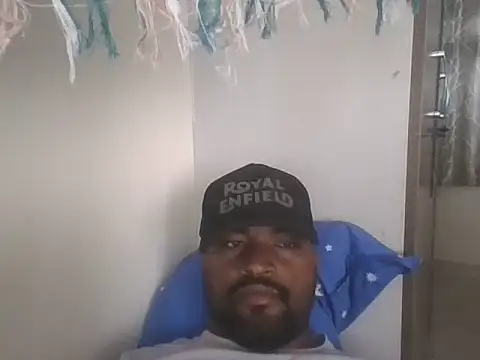 Snapshot of king_godgm chatting on 2, 11, 2025 king godgm online show from 2, 11, 2025