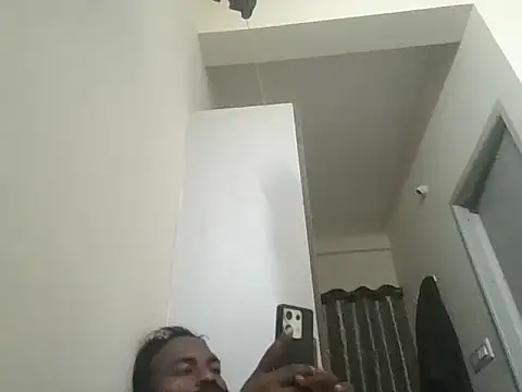 Snapshot of king_godgm chatting on 21, 10, 2025 king godgm online show from 21, 10, 2025