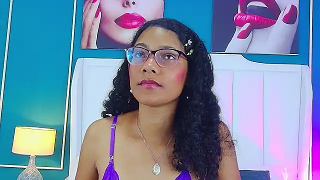 AuraRise online show from 17, 9, 2025