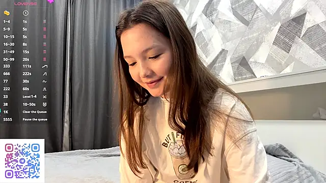 KiraVelvet online show from 19, 10, 2025