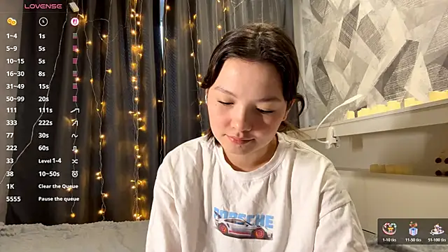 KiraVelvet online show from 30, 11, 2025