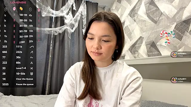 KiraVelvet online show from 1, 11, 2025