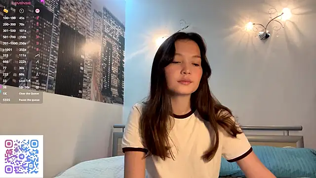 KiraVelvet online show from 27, 9, 2025