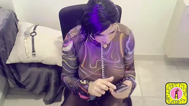 Snapshot of Morgane818181 chatting on 15, 11, 2025 Morgane818181 online show from 15, 11, 2025