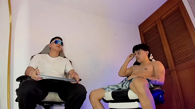 sotooliver3 online show from 2, 12, 2025