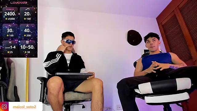 sotooliver3 online show from 10, 10, 2025