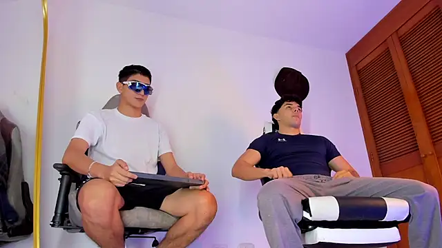 sotooliver3 online show from 17, 10, 2025