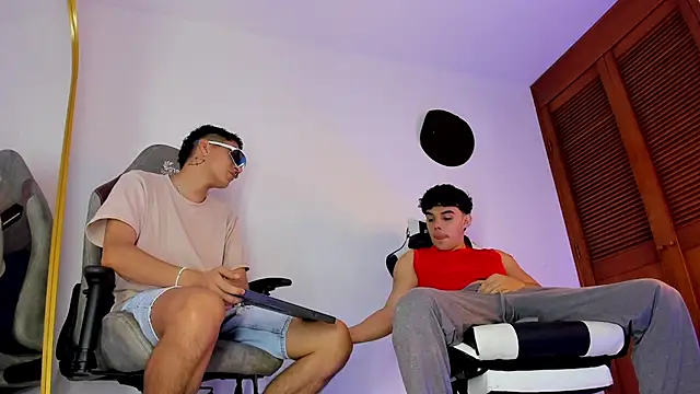 sotooliver3 online show from 4, 11, 2025