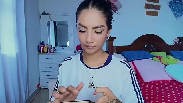 mia yireth online show from 31, 10, 2025