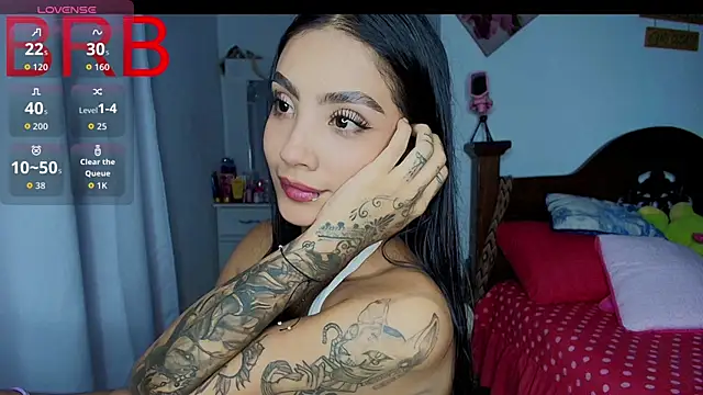 mia yireth online show from 25, 11, 2025