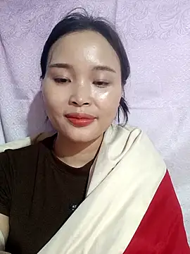 Snapshot of Lili_lovely chatting on 3, 11, 2025 Lili lovely online show from 3, 11, 2025