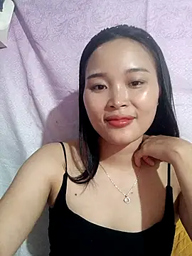 Snapshot of Lili_lovely chatting on 2, 11, 2025 Lili lovely online show from 2, 11, 2025