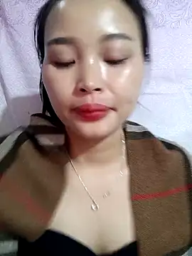 Snapshot of Lili_lovely chatting on 15, 11, 2025 Lili lovely online show from 15, 11, 2025