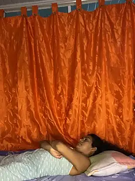 Nezuko-uWux online show from 22, 10, 2025