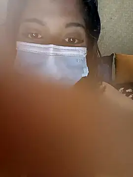 Snapshot of emali_baba chatting on 24, 11, 2025 emali baba online show from 24, 11, 2025