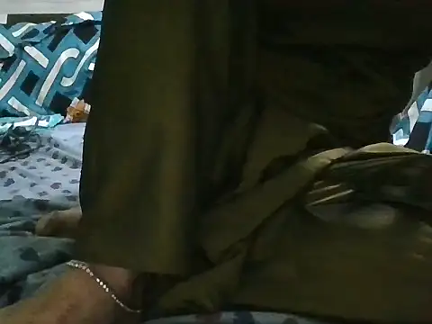 Roshani hoty online show from 18, 1, 2026