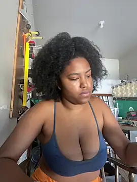 princesslivv online show from 27, 7, 2026