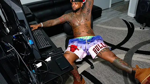 SLANGONDEMHOES online show from 13, 2, 2026