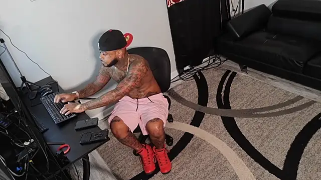 SLANGONDEMHOES online show from 26, 11, 2025