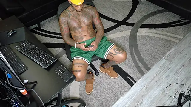 SLANGONDEMHOES online show from 21, 9, 2025