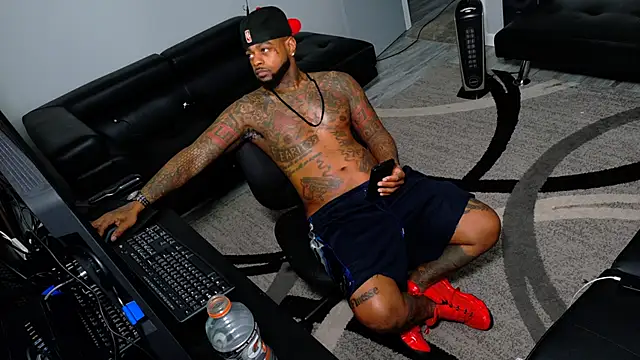 SLANGONDEMHOES online show from 1, 2, 2026