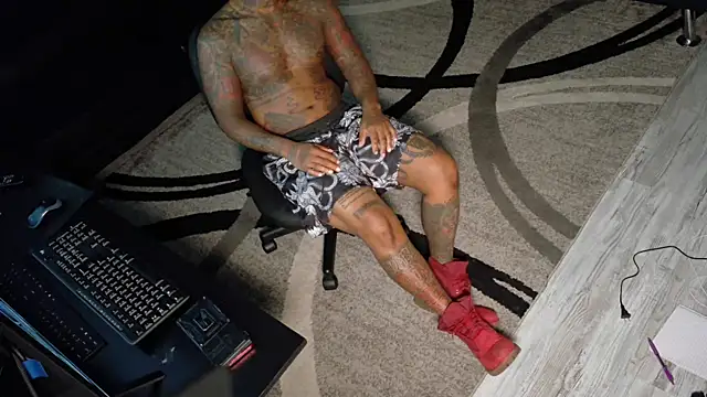 SLANGONDEMHOES online show from 14, 9, 2025